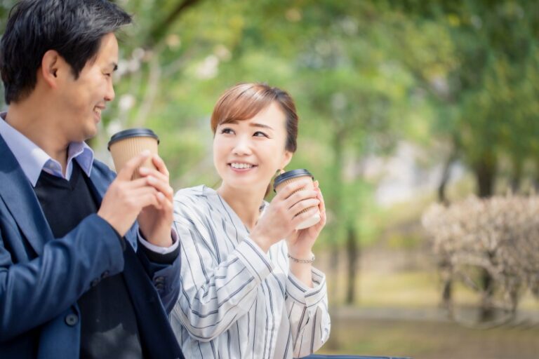 既婚女性が独身男性から好意を寄せられた時の対応