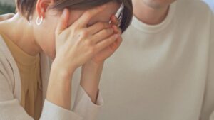 【好きな人が既婚者だった!どうする?】女性が取るべき5つの対処法