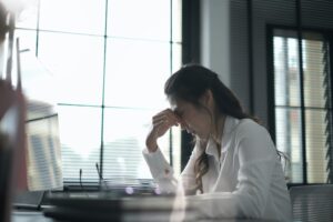 叶わぬ恋の出口は?好きな人が既婚者だった時の苦しみと乗り越え方