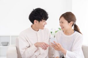 年の差恋愛の秘訣とは。魅力と成功のポイント