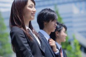 新社会人女性の職場恋愛相談