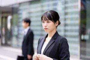 連絡が来ない彼…待つべき?自分から連絡するべき?